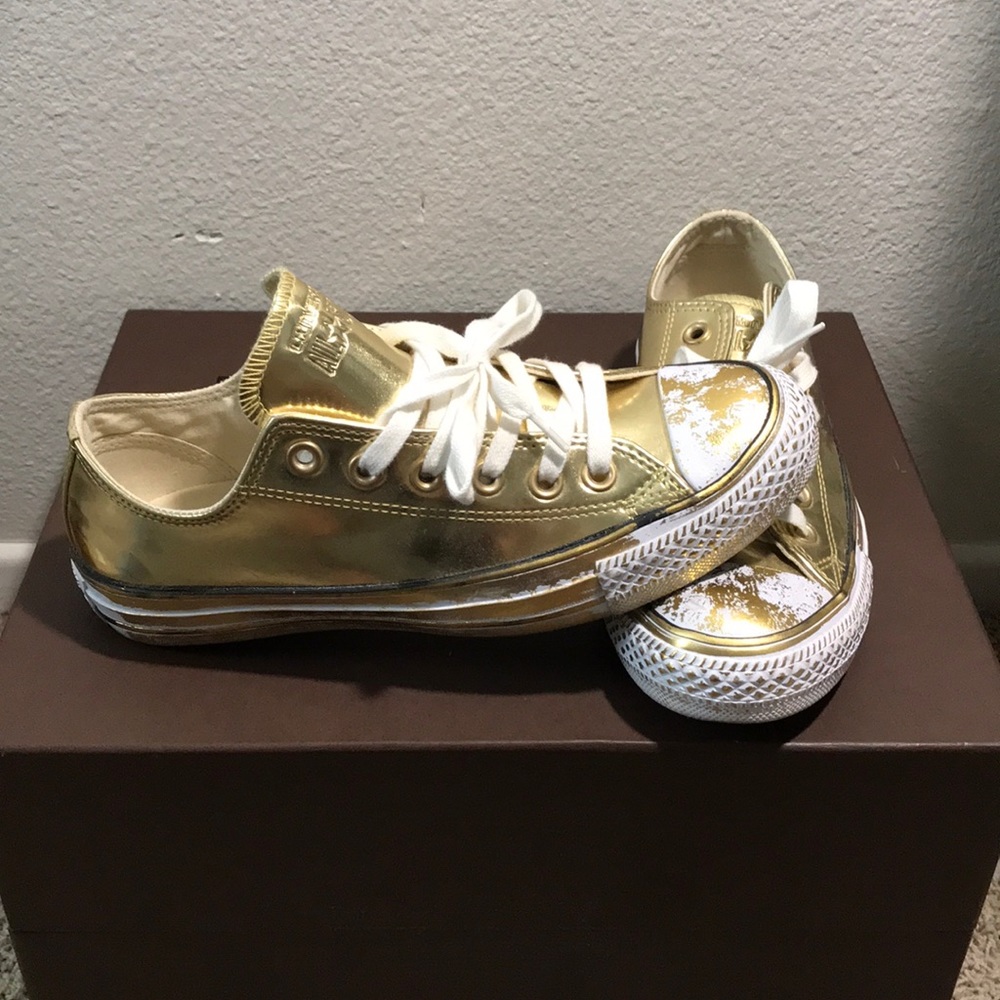 Special edition gold converse all stars